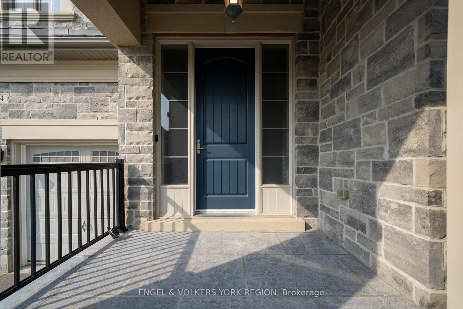 Property at 24 JAMES STOKES COURT image 5