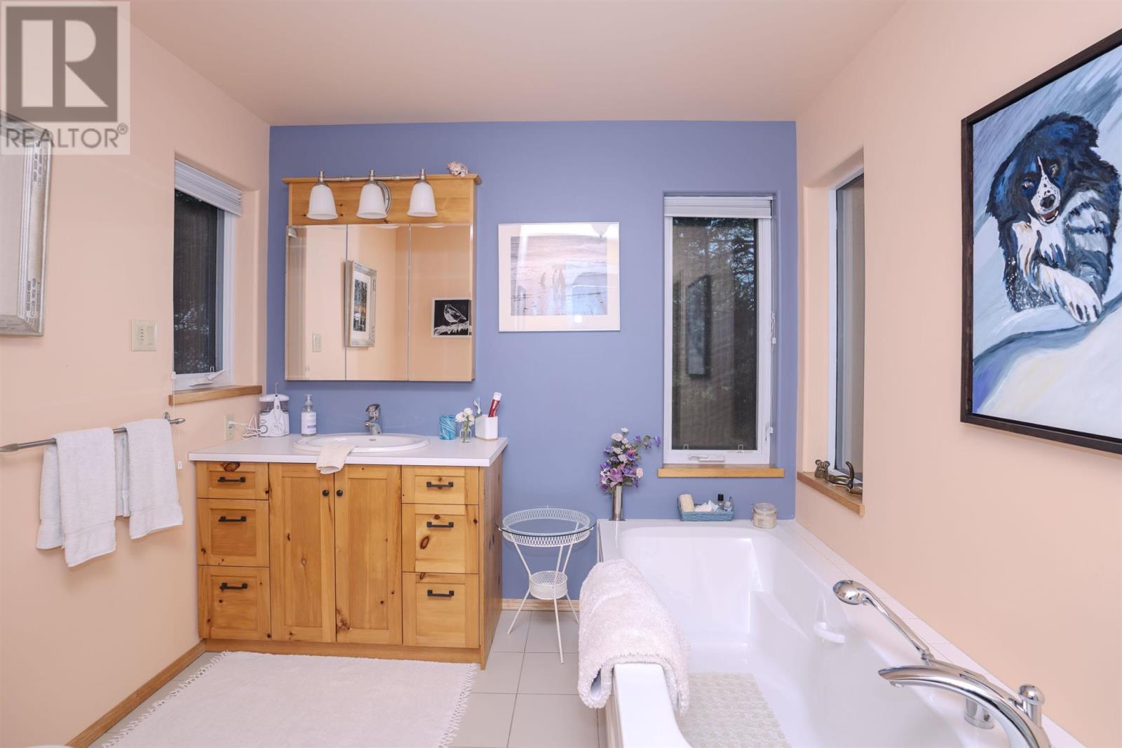 1625 Coral Bay Dr, Shuniah, Ontario  P7A 0G4 - Photo 33 - TB251648