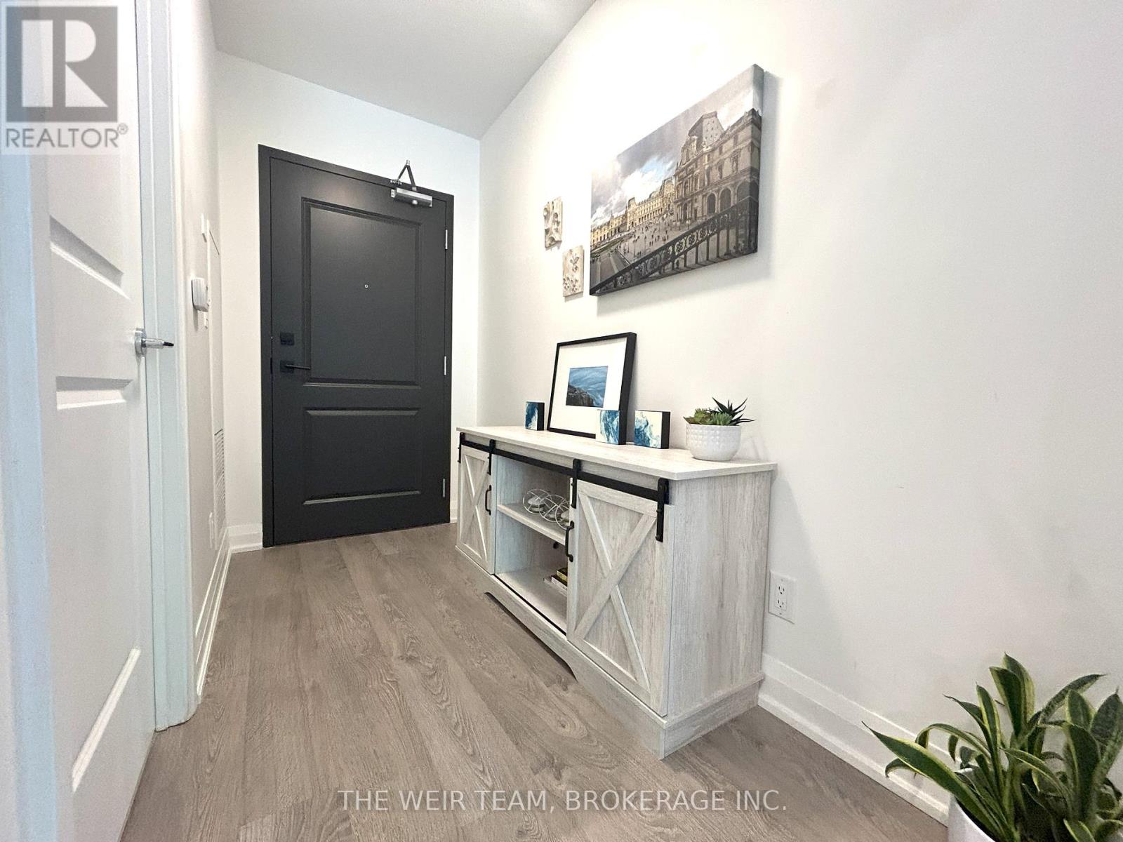 101 - 1400 Kingston Road, Toronto (Birchcliffe-Cliffside), Ontario  M1N 0C2 - Photo 3 - E12213640