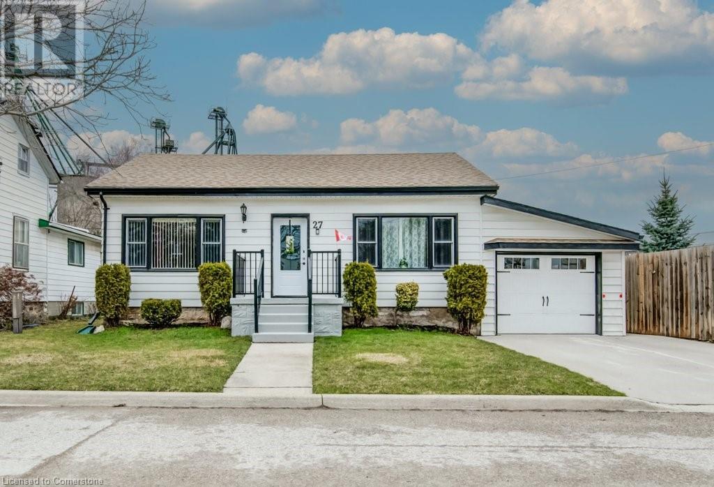 27 STATION Street, Tavistock, Ontario