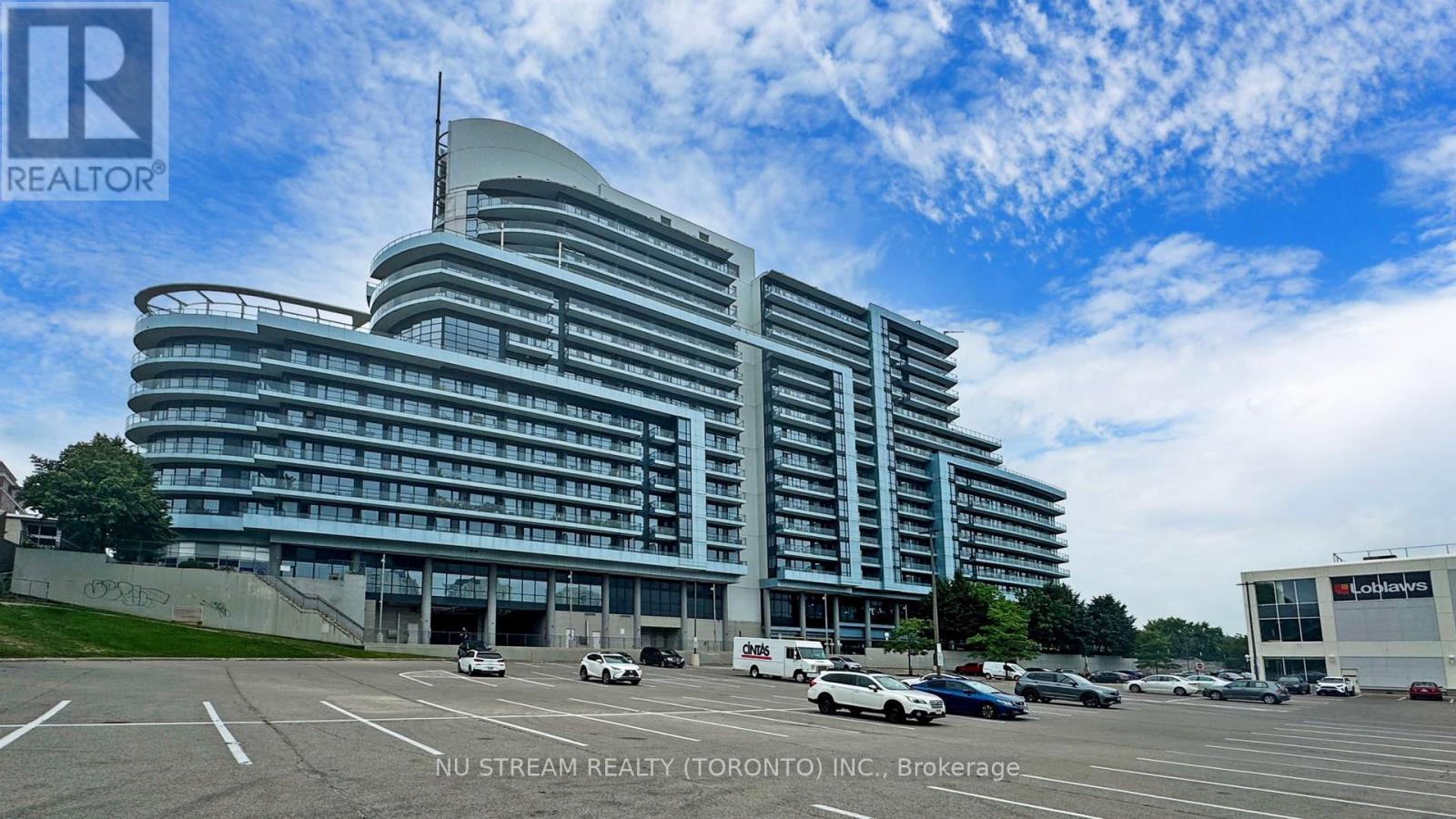 717 - 2885 Bayview Avenue, Toronto, Ontario  M2K 0A3 - Photo 2 - C12115592