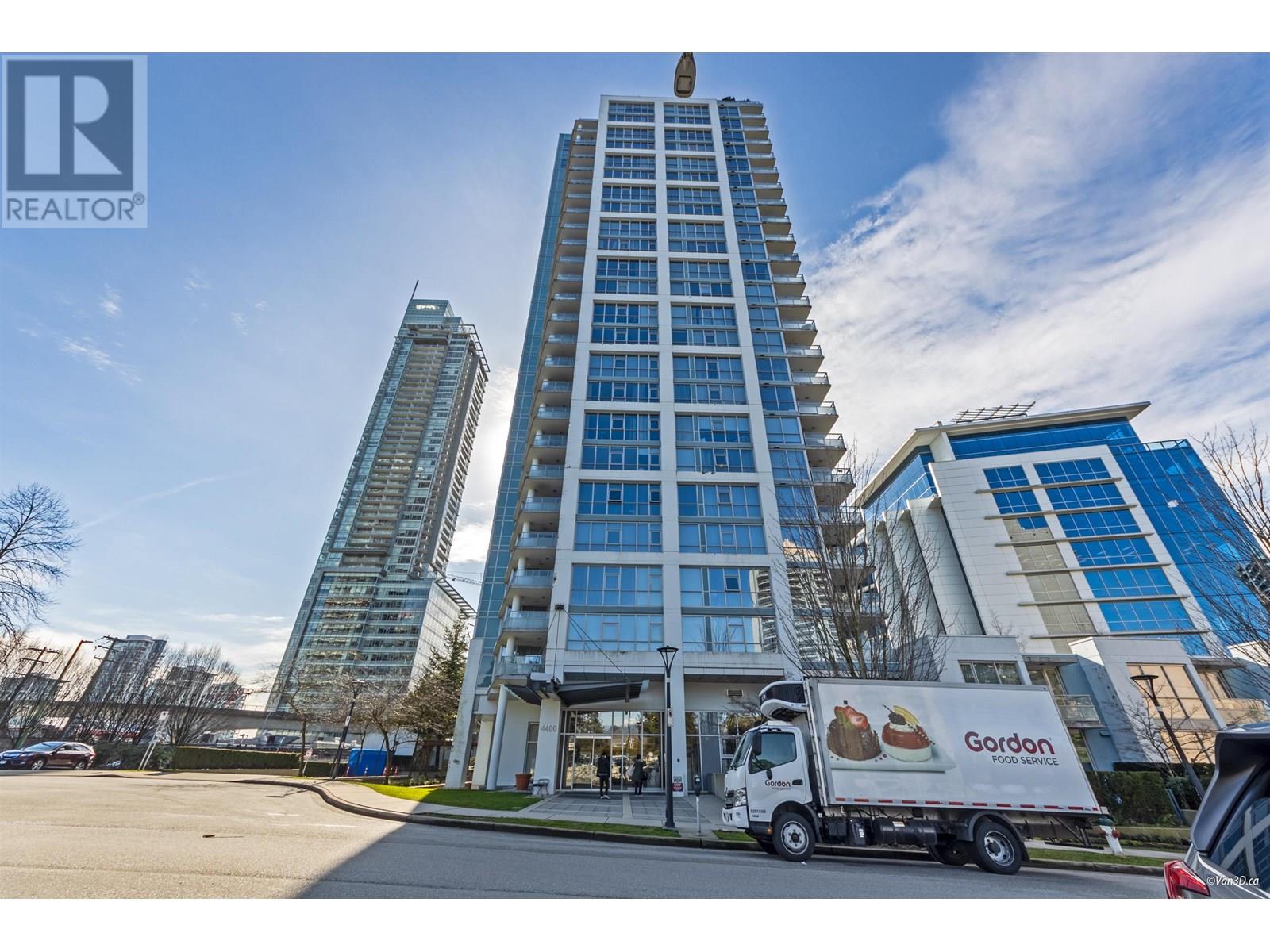 405 4400 BUCHANAN STREET, burnaby, British Columbia
