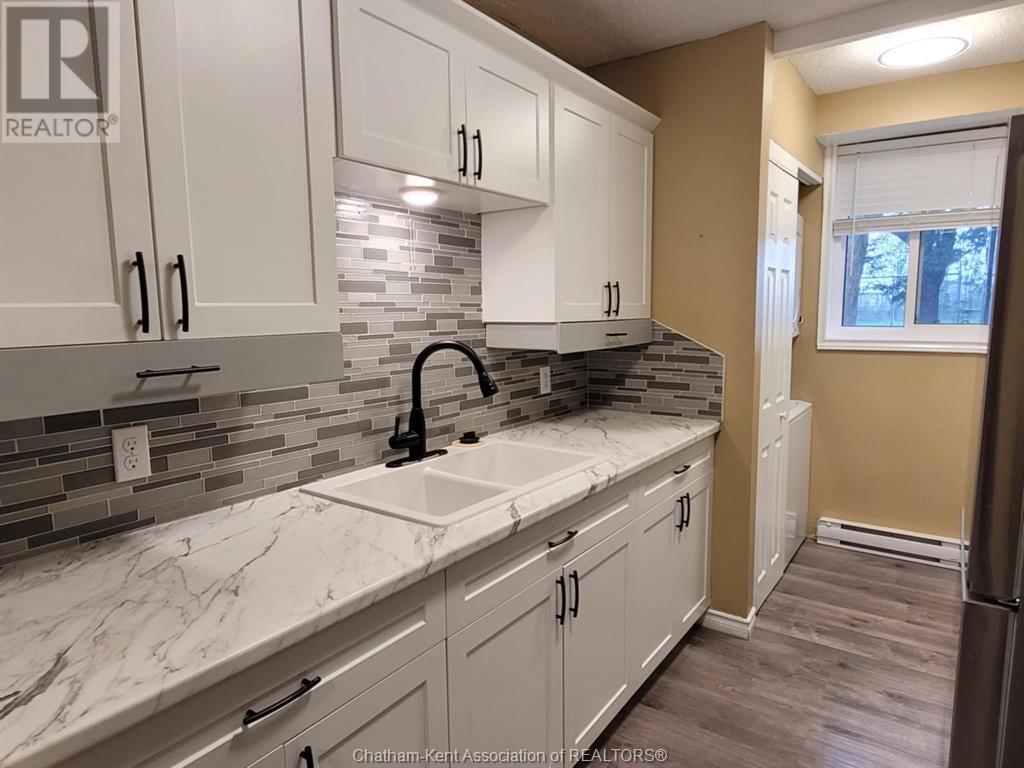 MLS# 25015015: 12 Montgomery DRIVE Unit# C102, Wallaceburg, Canada