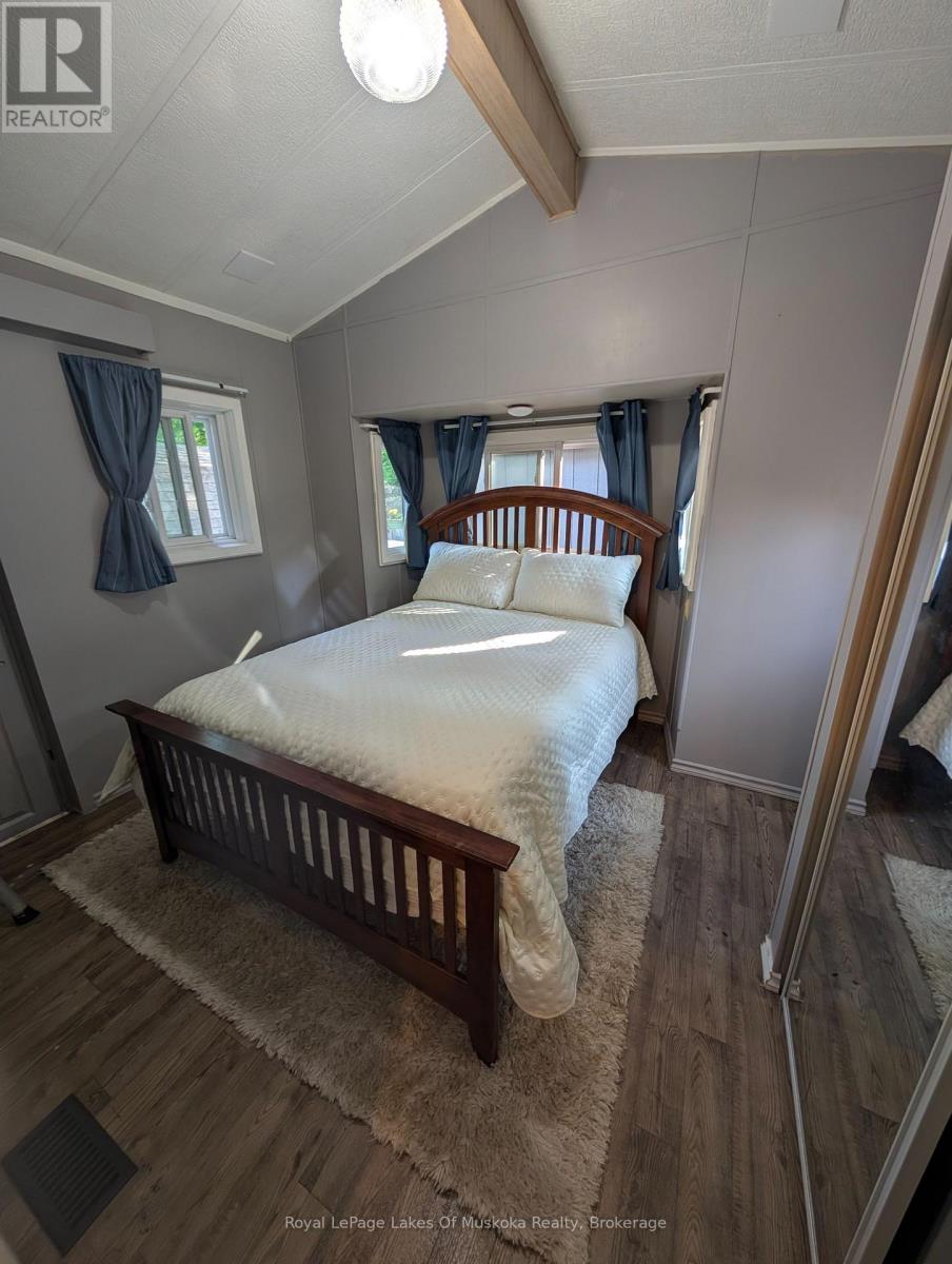 48 - 1007 Beaver Ridge Road, Gravenhurst, Ontario  P1P 1R1 - Photo 11 - X12213705