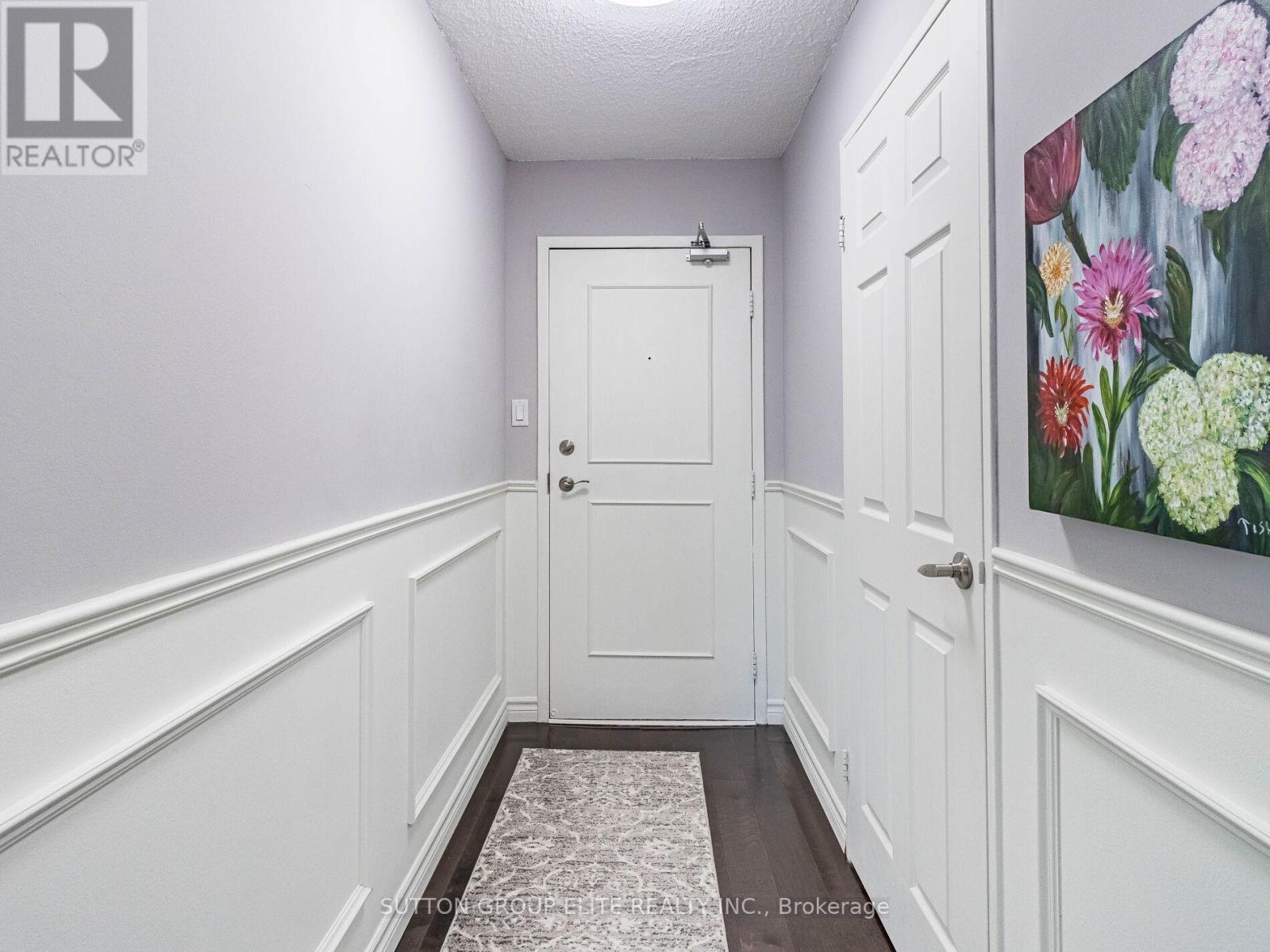 1704 - 50 Elm Drive E, Mississauga, Ontario  L5A 3X2 - Photo 21 - W12154480