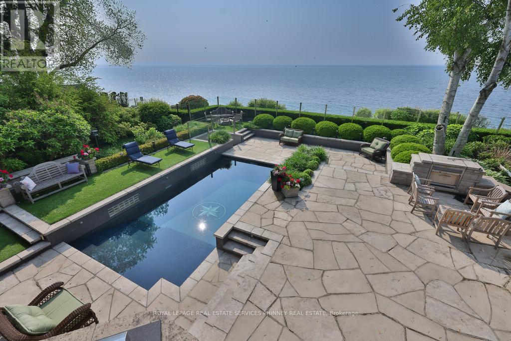 Property at 8 CHARTWELL ROAD image 4