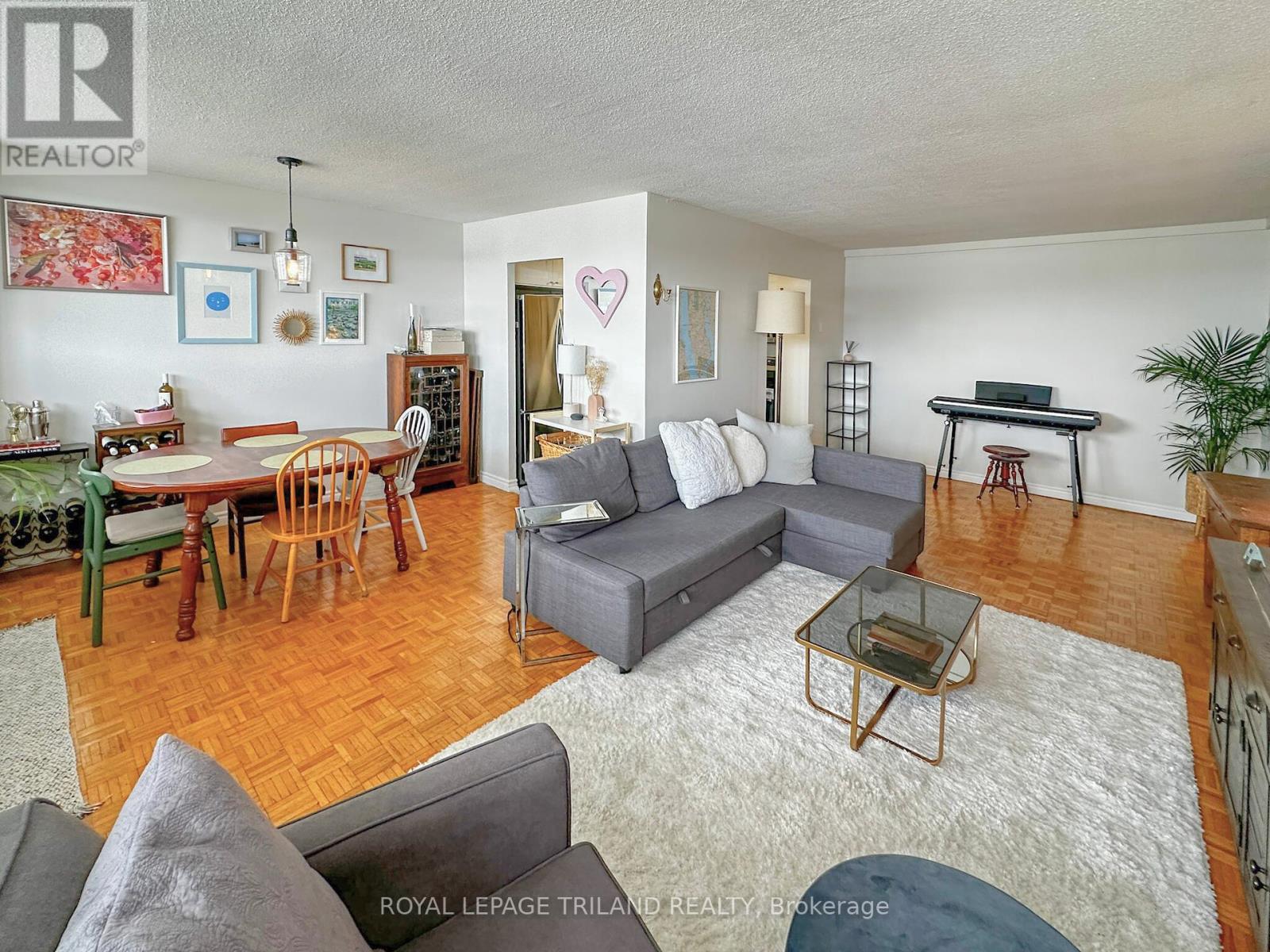 901 - 215 Glenridge Avenue, St. Catharines, Ontario  L2T 3J7 - Photo 11 - X12209303