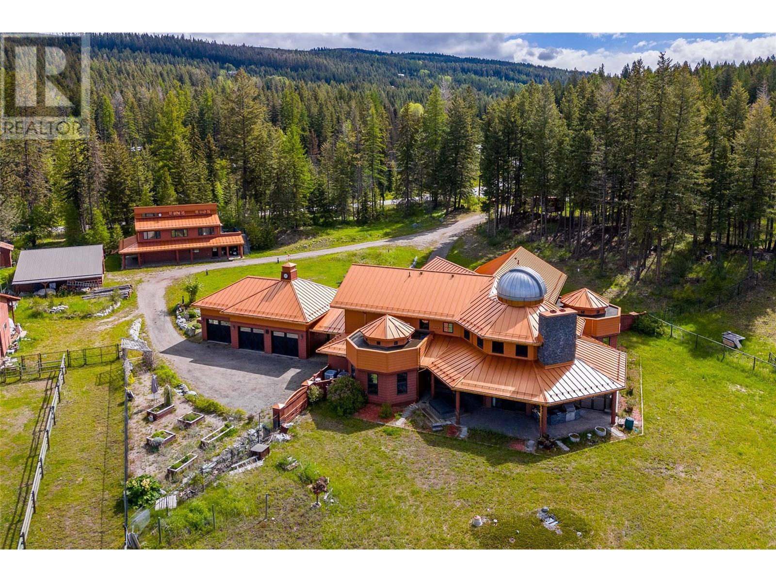 1306 Huckleberry Road, Kelowna, British Columbia