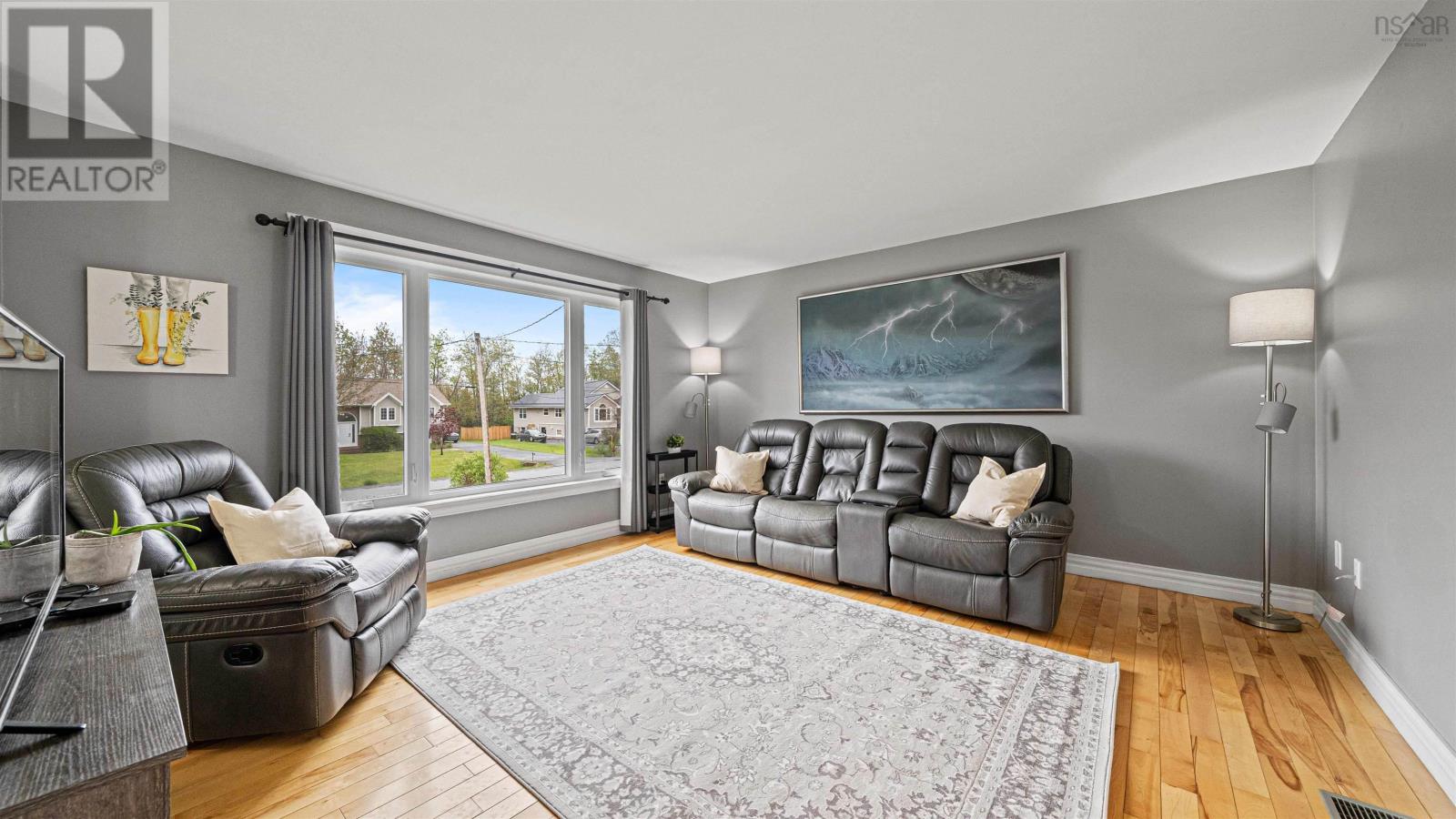 Property at 73 Poplar Drive image 2