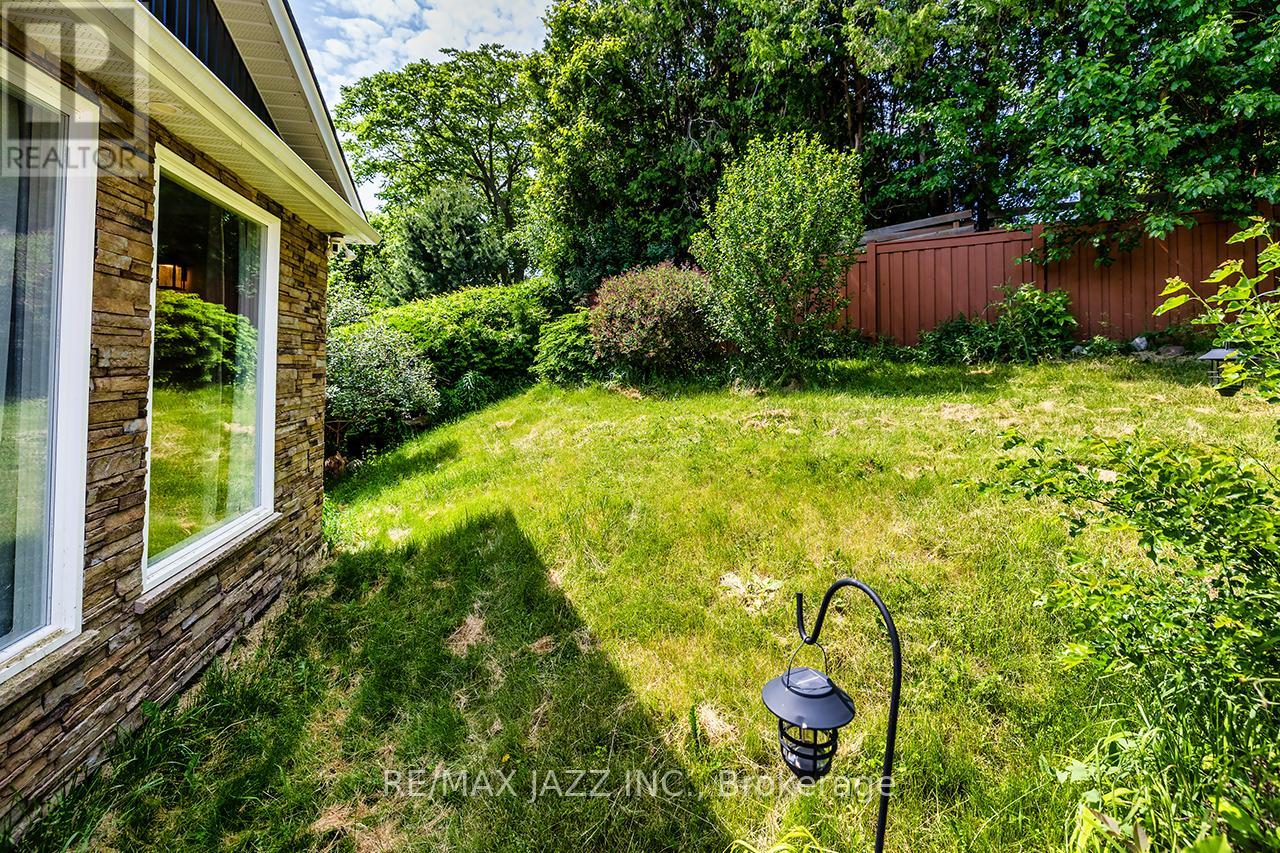 633 Pinewood Street, Oshawa, Ontario  L1G 2S2 - Photo 37 - E12219027