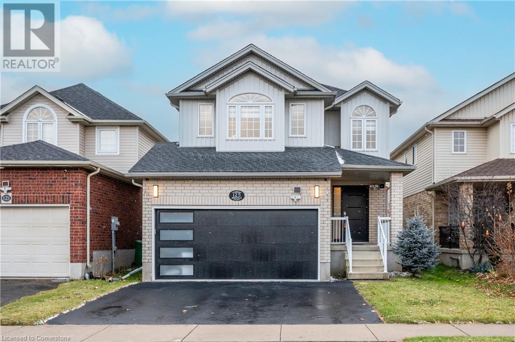 125 Steepleridge Street, Kitchener, Ontario  N2P 2W2 - Photo 2 - 40740923
