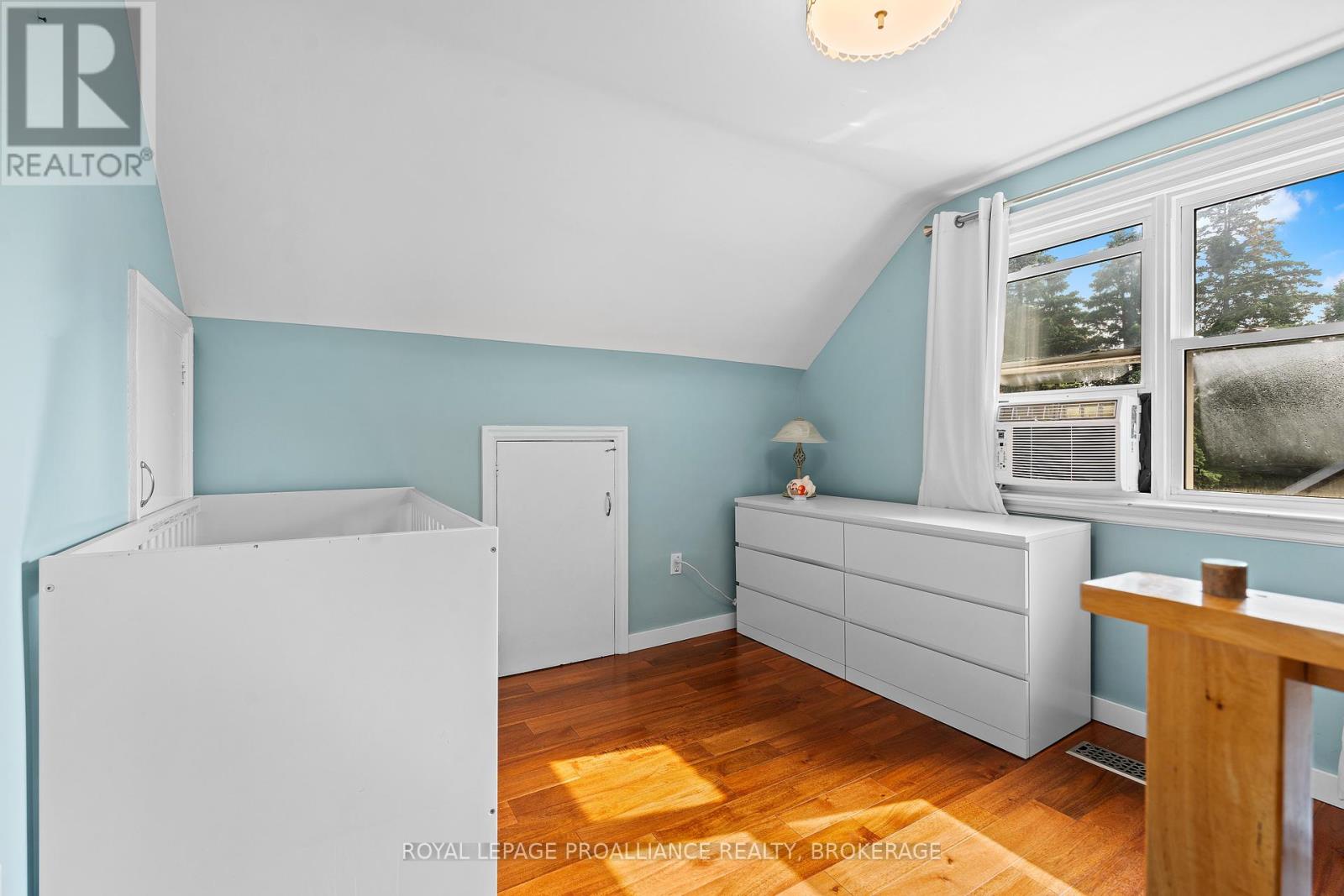 216 Phillips Street, Kingston (West Of Sir John A. Blvd), Ontario  K7M 3A1 - Photo 23 - X12219007