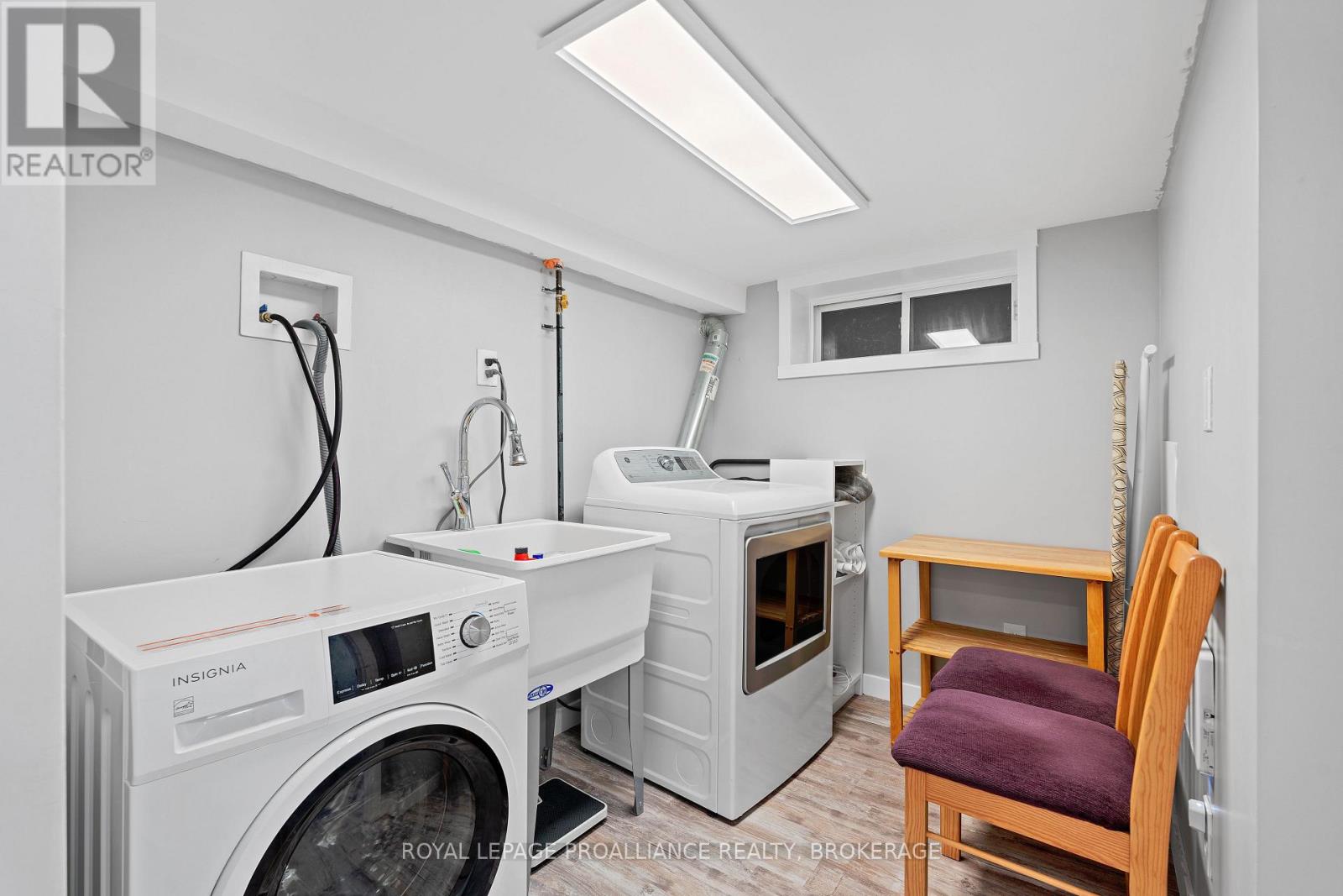 216 Phillips Street, Kingston (West Of Sir John A. Blvd), Ontario  K7M 3A1 - Photo 35 - X12219007