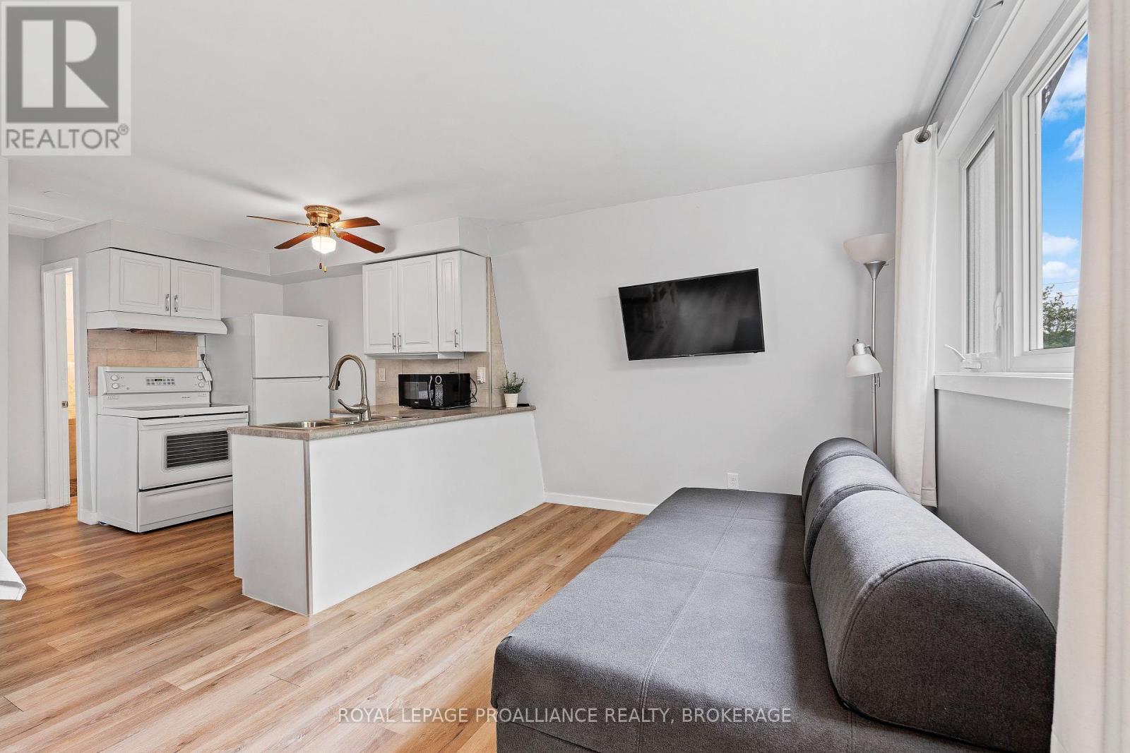 216 Phillips Street, Kingston (West Of Sir John A. Blvd), Ontario  K7M 3A1 - Photo 44 - X12219007