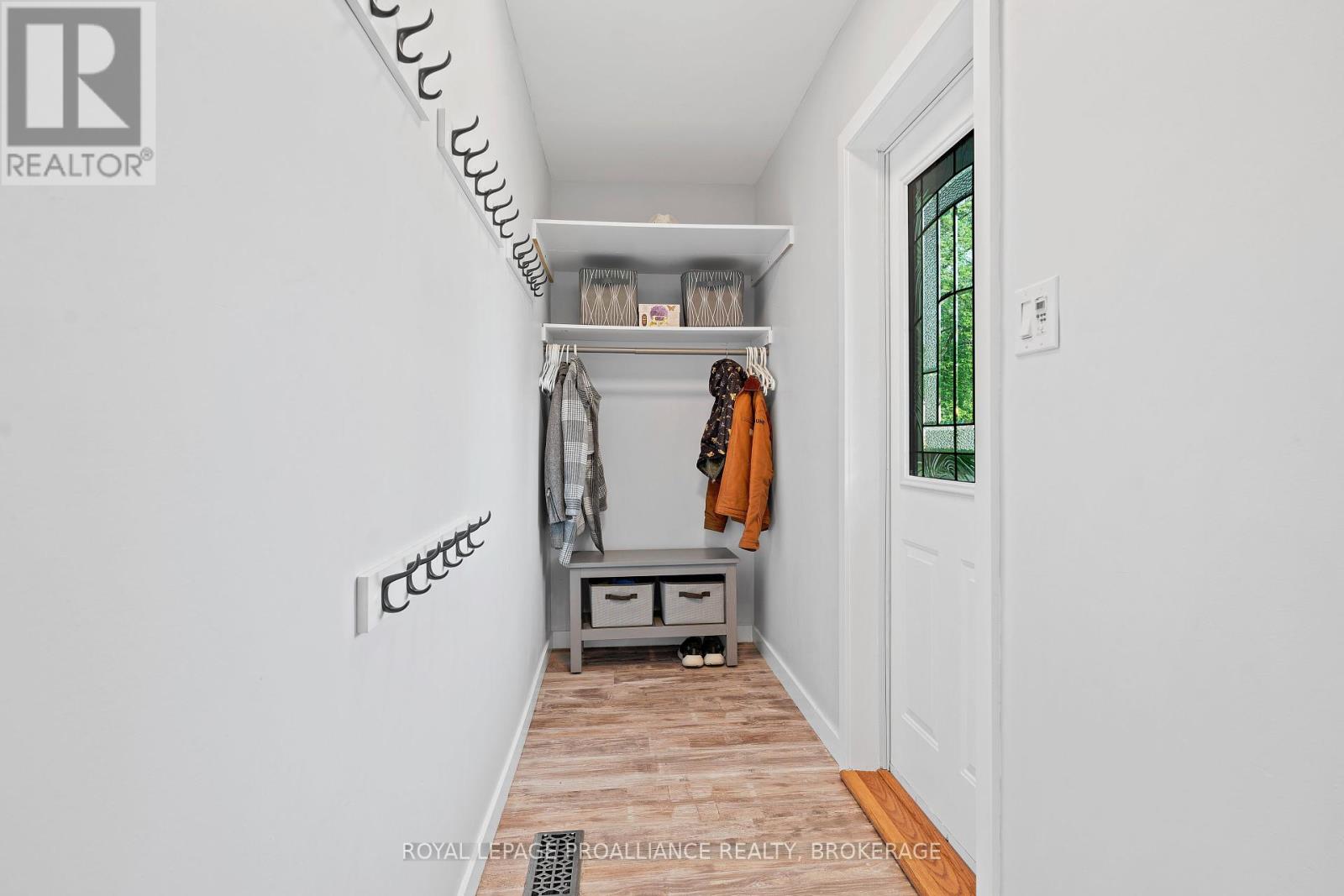 216 Phillips Street, Kingston (West Of Sir John A. Blvd), Ontario  K7M 3A1 - Photo 5 - X12219007