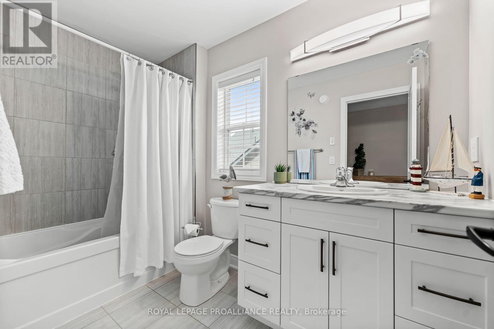 709 Elmer Hutton Street, Cobourg, Ontario  K9A 0K9 - Photo 24 - X12218995