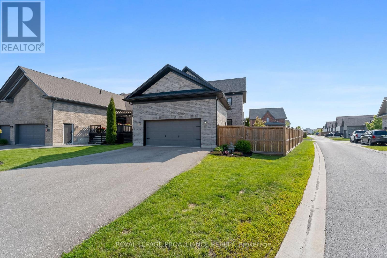 709 Elmer Hutton Street, Cobourg, Ontario  K9A 0K9 - Photo 42 - X12218995