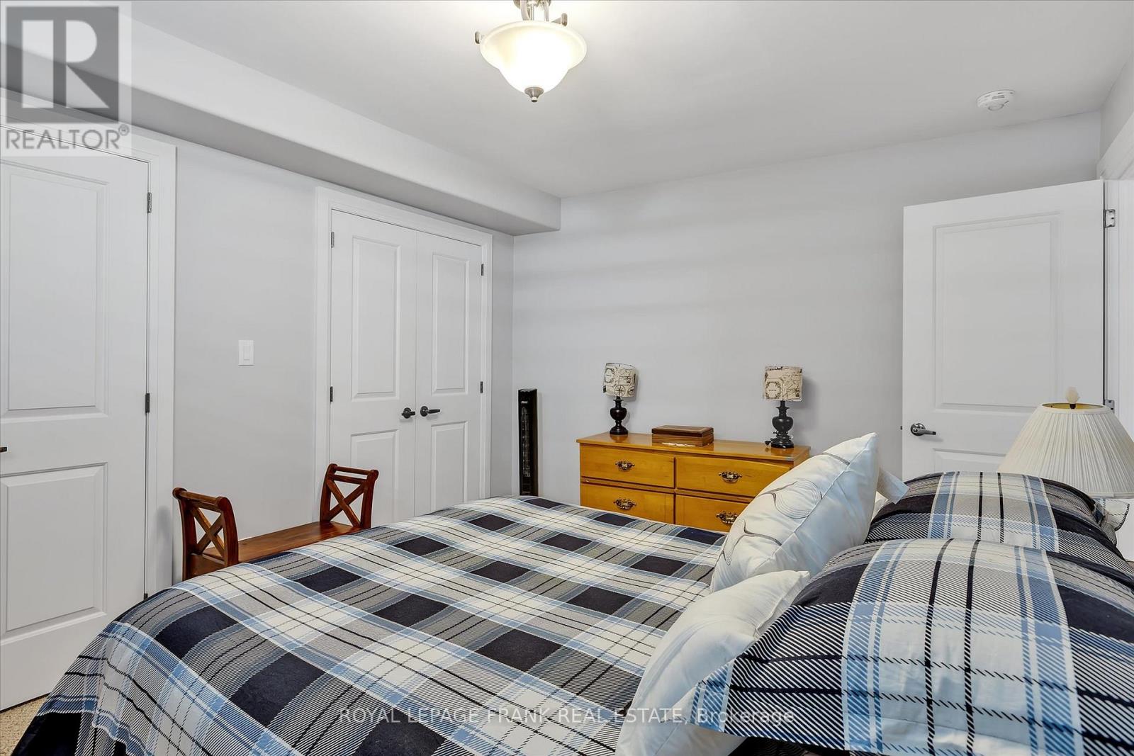 9 Irons Avenue, Selwyn, Ontario K0L 2H0 - Photo 26 - X12219032