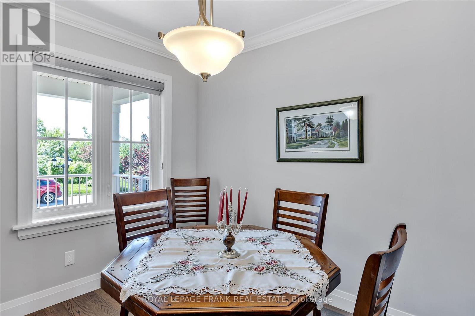 9 Irons Avenue, Selwyn, Ontario K0L 2H0 - Photo 5 - X12219032