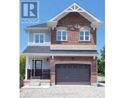 16 RAVENSCRAIG PLACE, Innisfil, Ontario