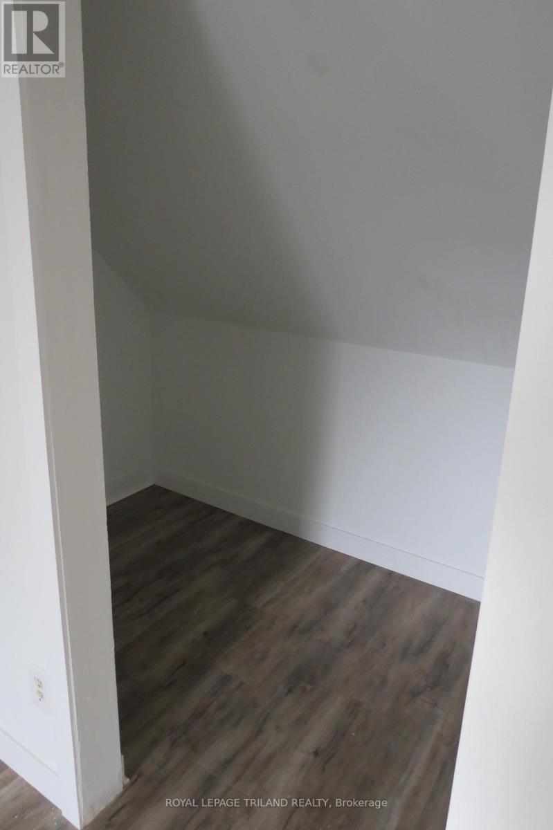 1223 Sunningdale Road E, London North (North C), Ontario  N5X 4B1 - Photo 24 - X12219008