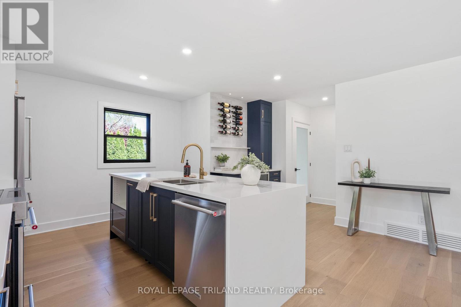 791 Haighton Road, London South (South C), Ontario  N6K 1B4 - Photo 13 - X12219014