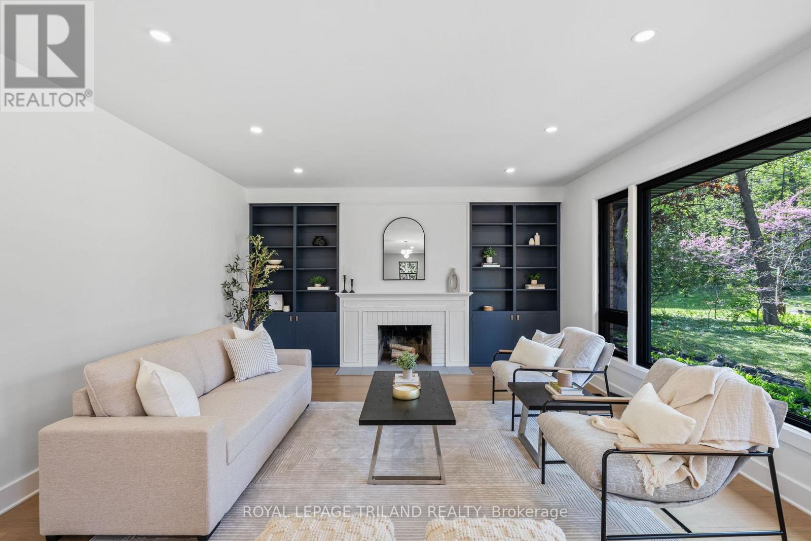 791 Haighton Road, London South (South C), Ontario  N6K 1B4 - Photo 4 - X12219014