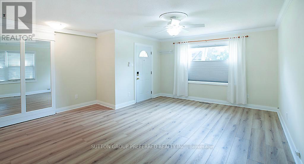 359 Ridout Street S, London South (South G), Ontario  N6C 3Z6 - Photo 2 - X12219055