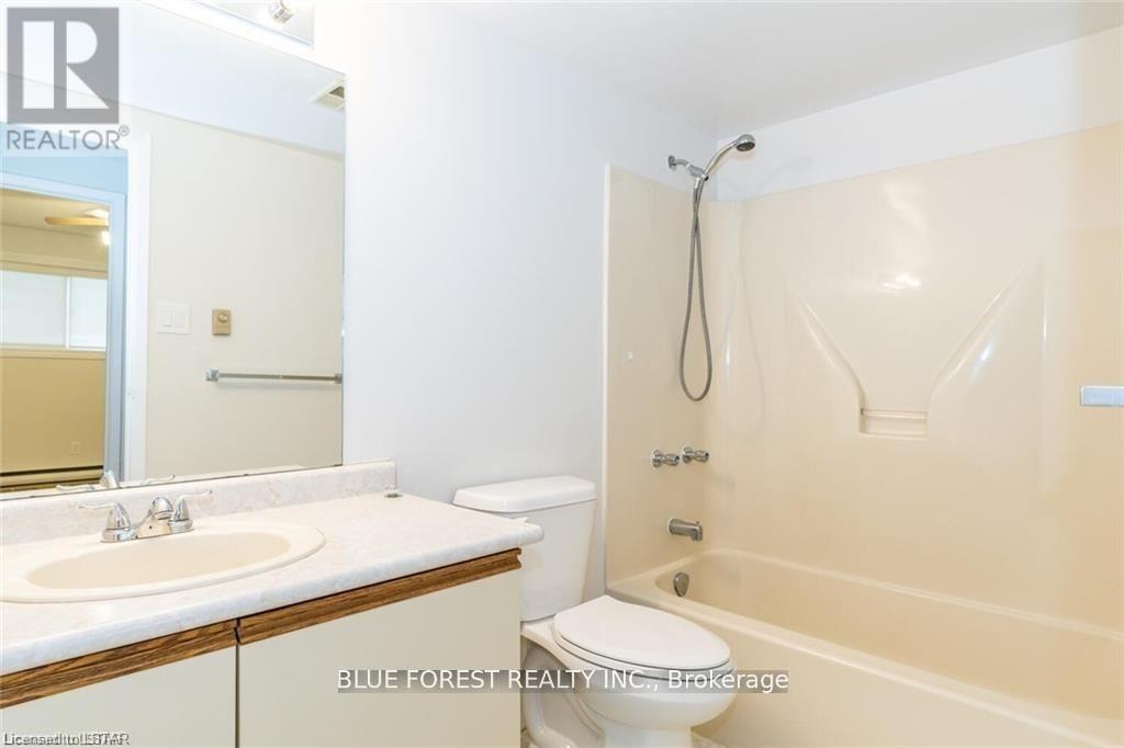 108 - 9 Jacksway Crescent, London North (North G), Ontario  N5X 3T6 - Photo 14 - X12219073
