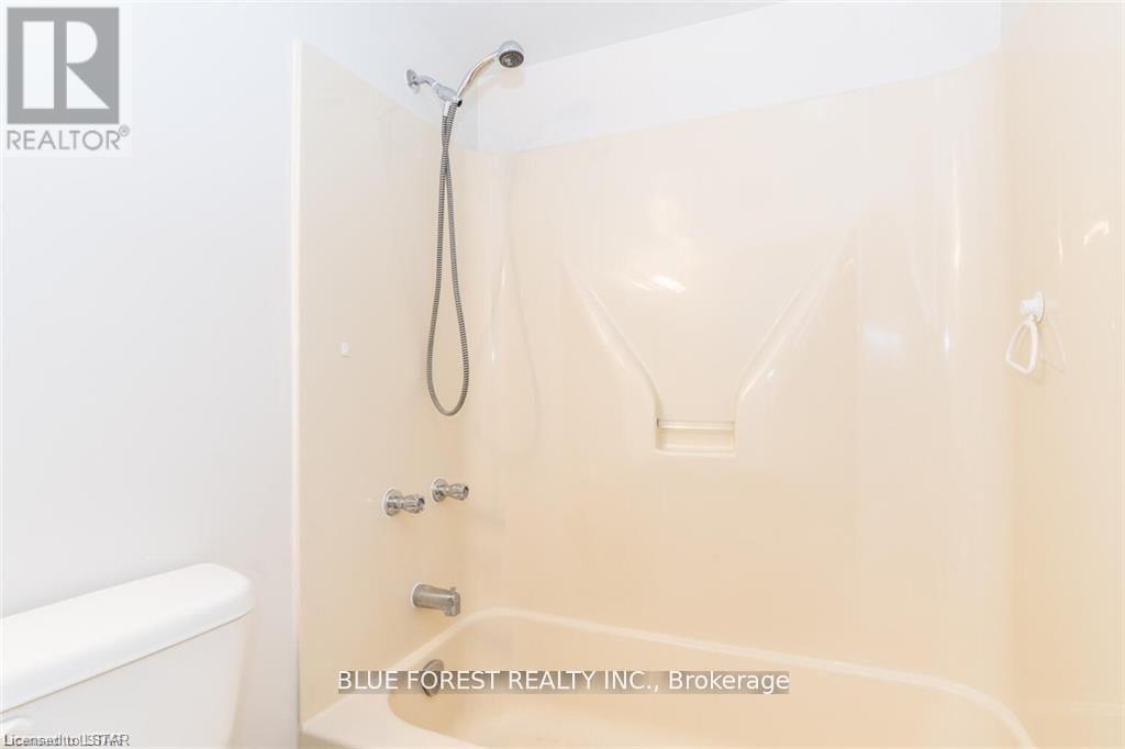 108 - 9 Jacksway Crescent, London North (North G), Ontario  N5X 3T6 - Photo 15 - X12219073