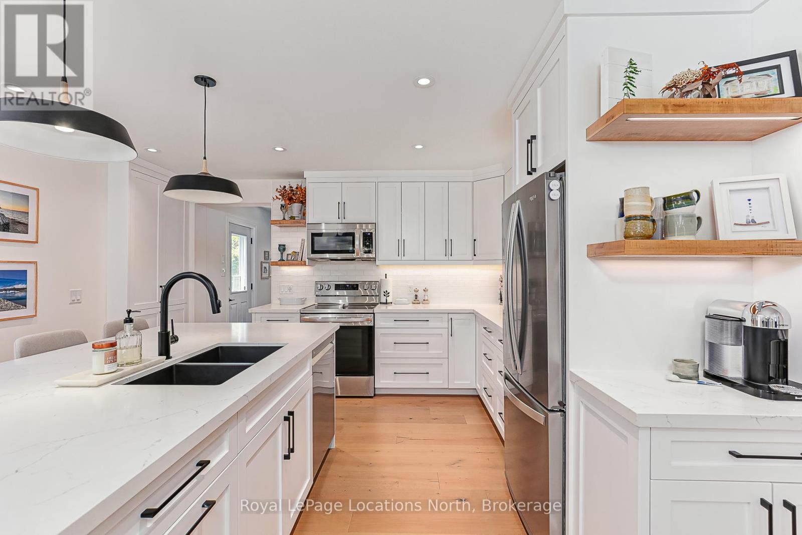 17 Ninth Street, Collingwood, Ontario  L9Y 2E9 - Photo 11 - S12218929