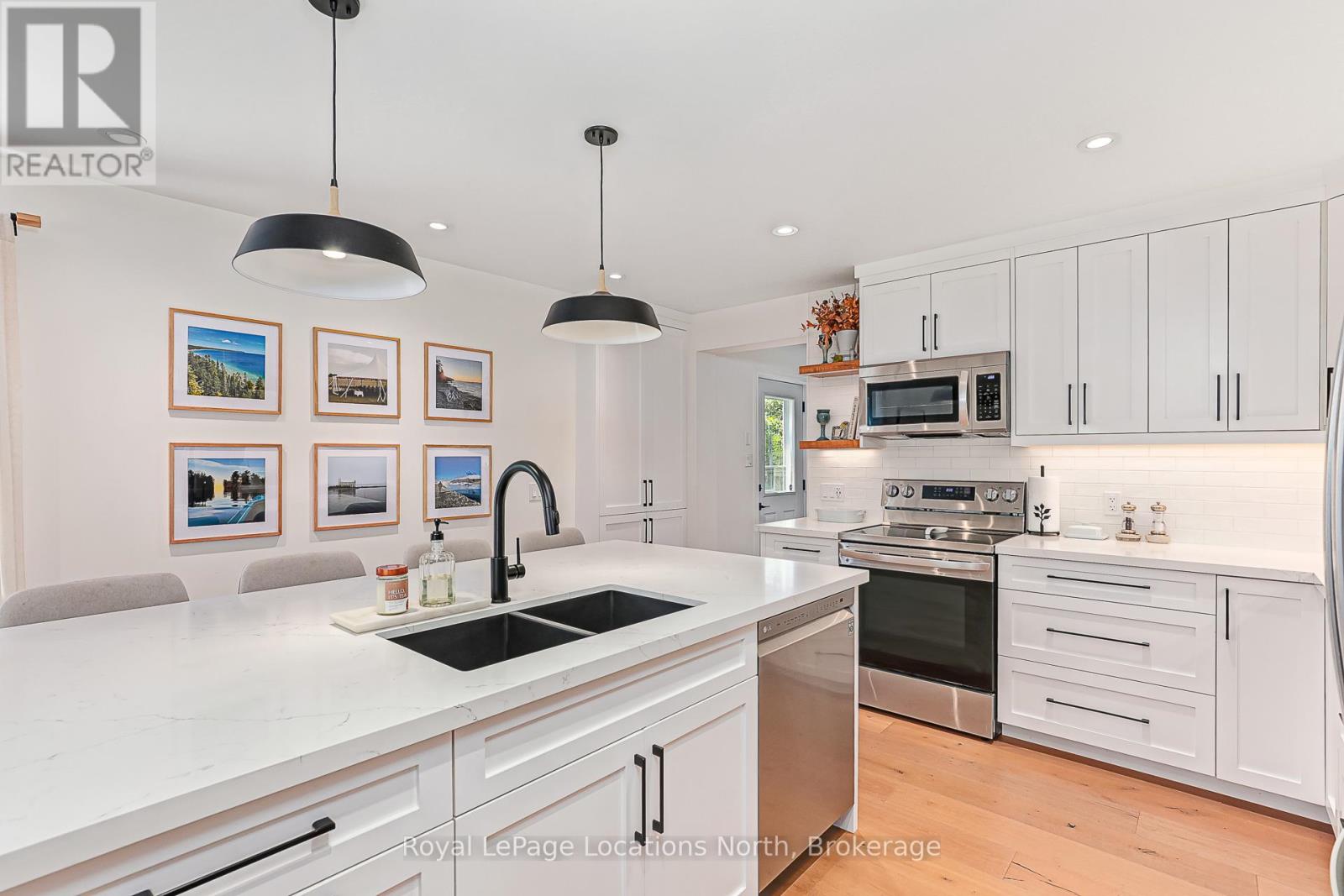 17 Ninth Street, Collingwood, Ontario  L9Y 2E9 - Photo 12 - S12218929