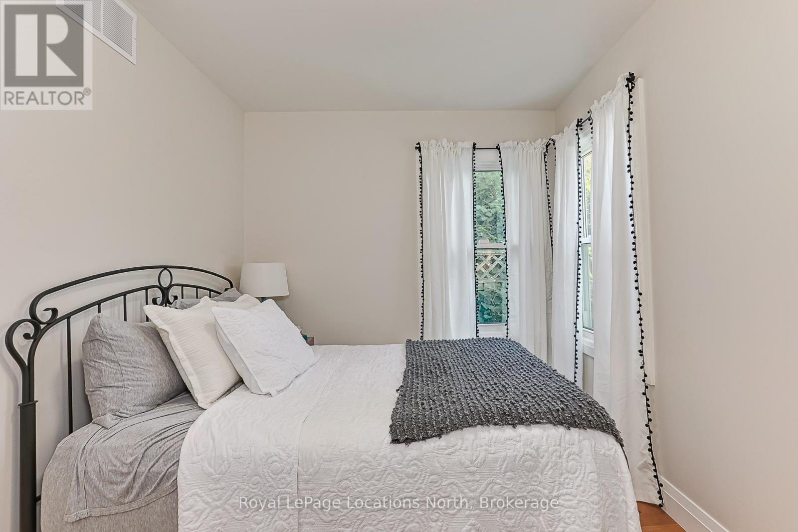 17 Ninth Street, Collingwood, Ontario  L9Y 2E9 - Photo 16 - S12218929