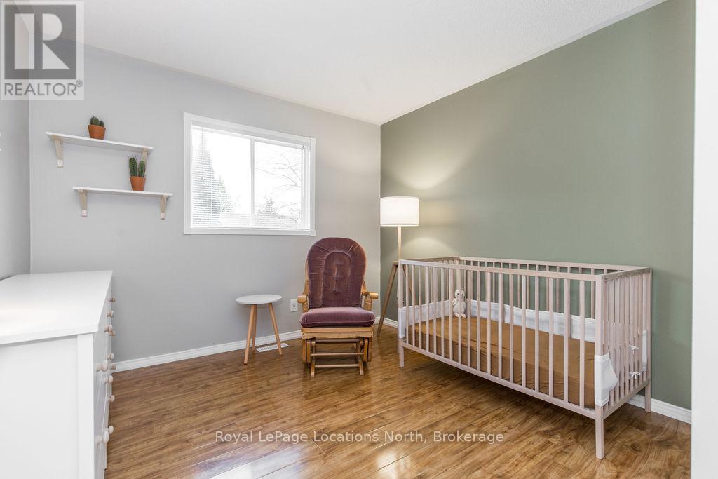 158 Fernbrook Drive, Wasaga Beach, Ontario  L9Z 1G9 - Photo 22 - S12219082