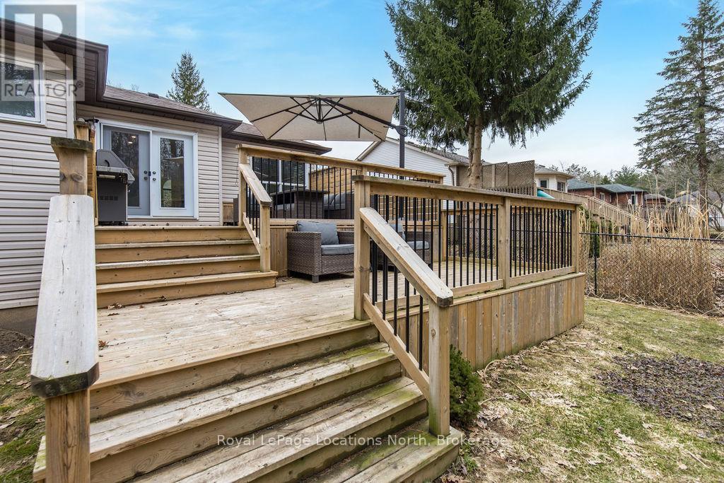 158 Fernbrook Drive, Wasaga Beach, Ontario  L9Z 1G9 - Photo 40 - S12219082