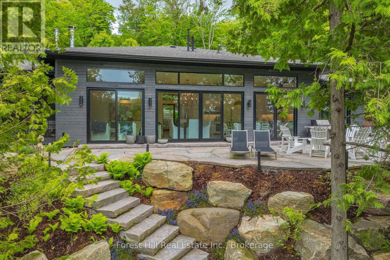 1100 CAPTAINS LANE LANE, Algonquin Highlands, Ontario