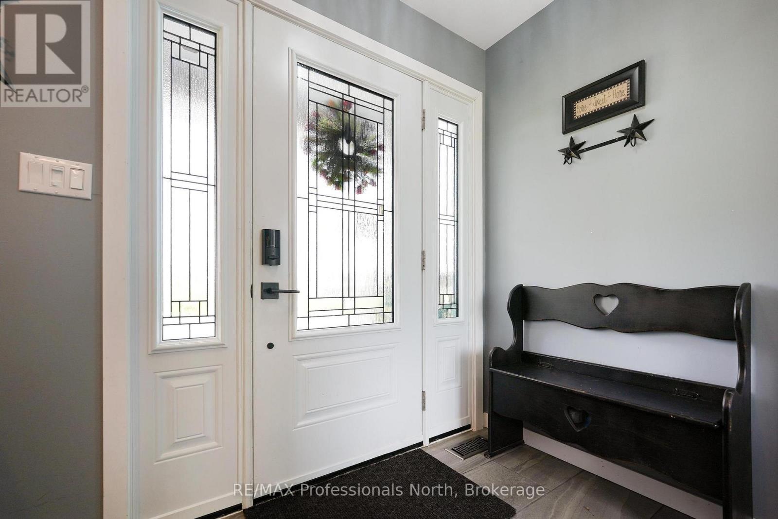 64 Windover Drive, Minden Hills (Anson), Ontario  K0M 2K0 - Photo 4 - X12219018