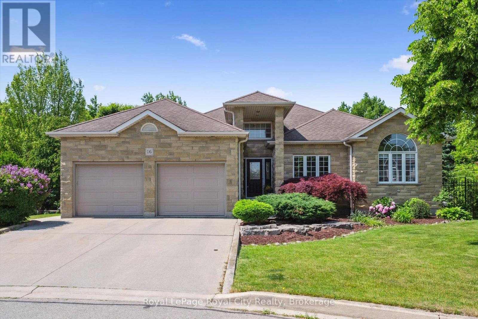16 ELDERBERRY COURT, Guelph, Ontario