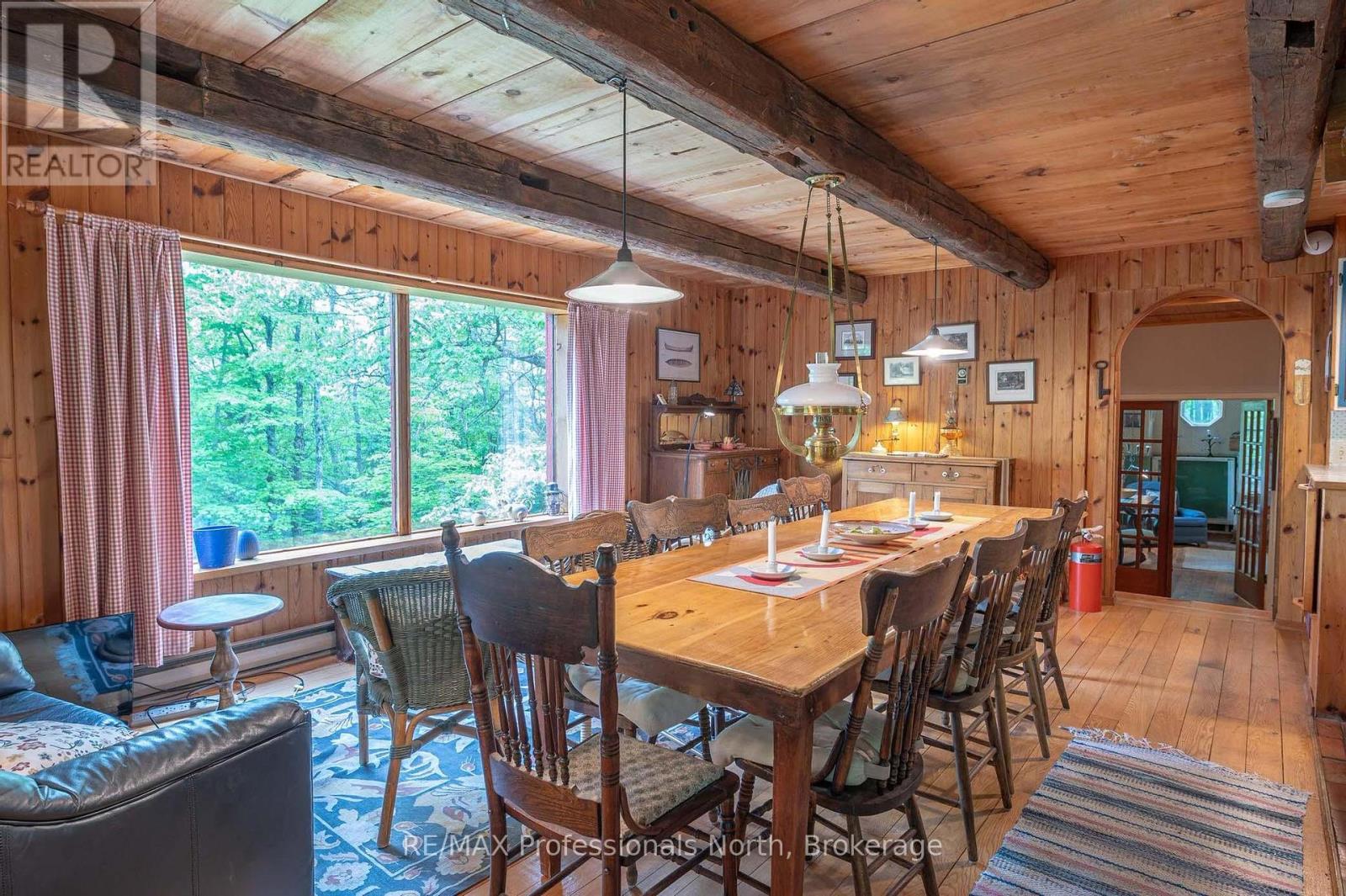 1129 Koshlong Lake Road, Dysart Et Al, Ontario  K0M 1S0 - Photo 13 - X12219081