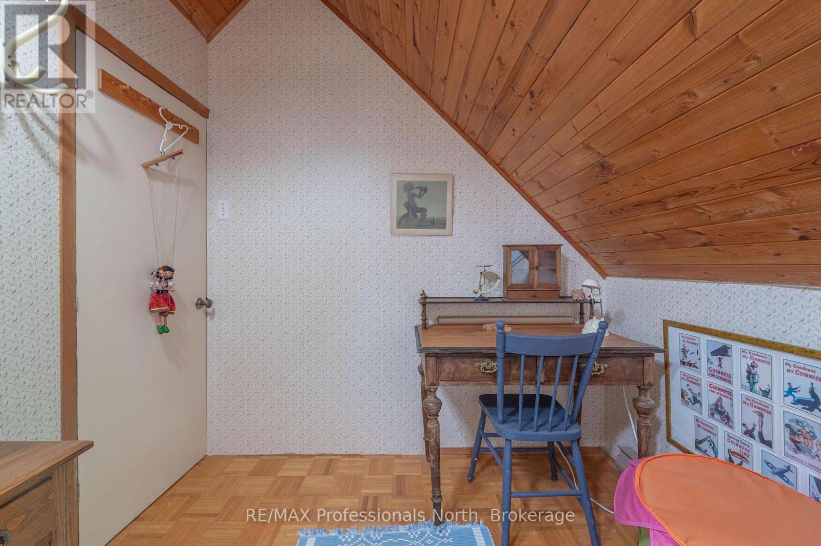 1129 Koshlong Lake Road, Dysart Et Al, Ontario  K0M 1S0 - Photo 31 - X12219081