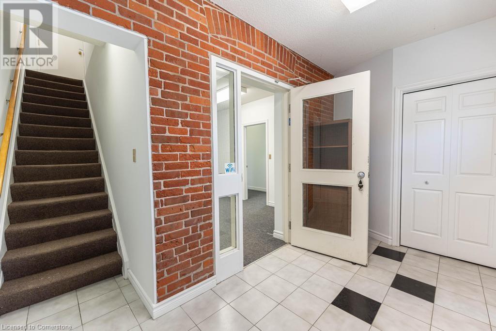 923 Brant Street Unit# Main Floor, Burlington, Ontario  L7R 2J6 - Photo 6 - 40739883