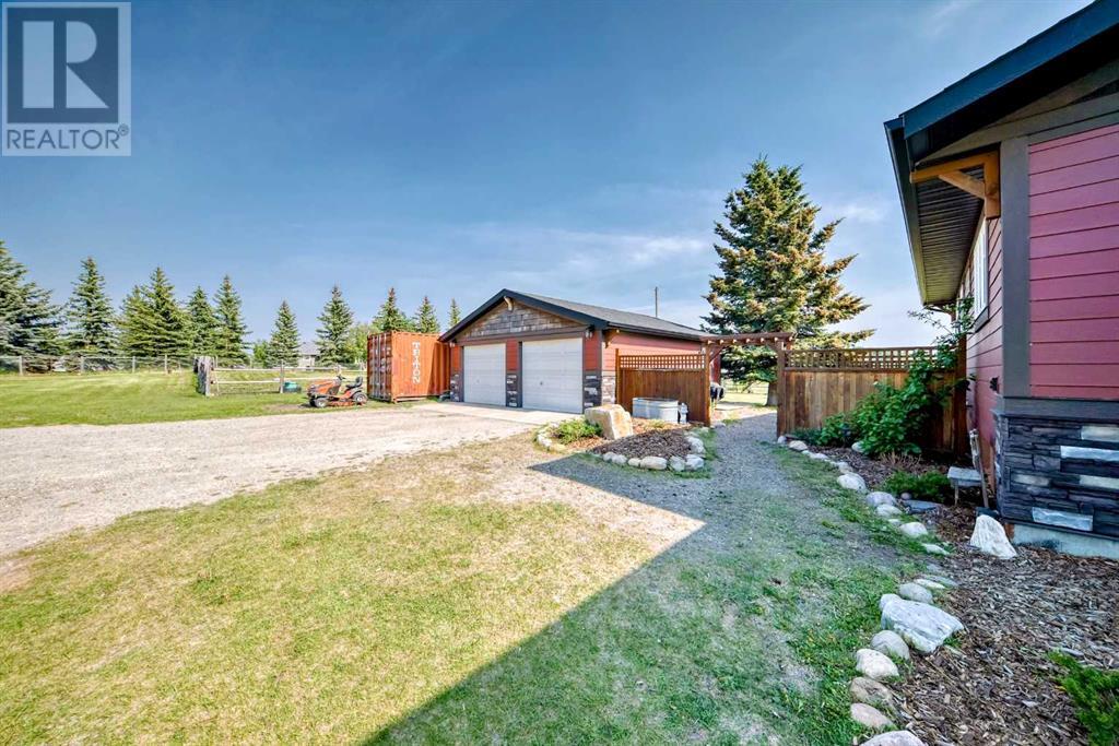 31127 Township Road 274 Road, Rural Rocky View County, Alberta  T4C 2Z8 - Photo 47 - A2227108