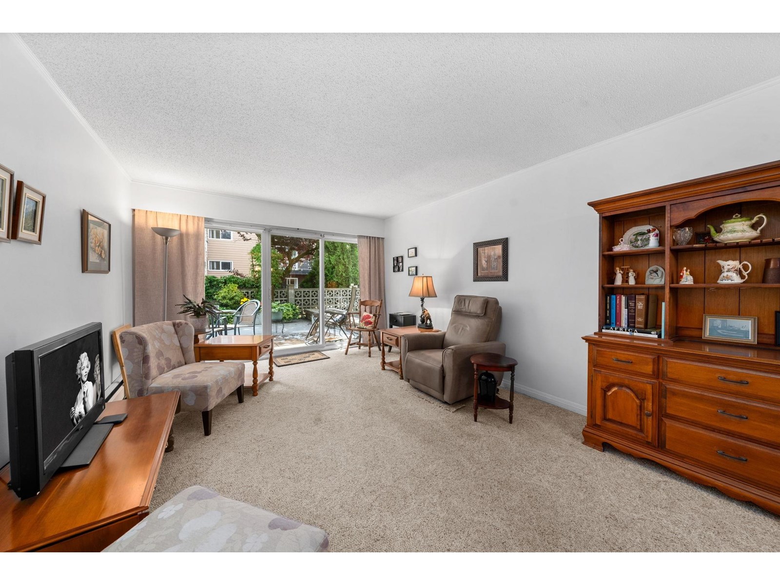 Property at 105 1520 BLACKWOOD STREET image 3