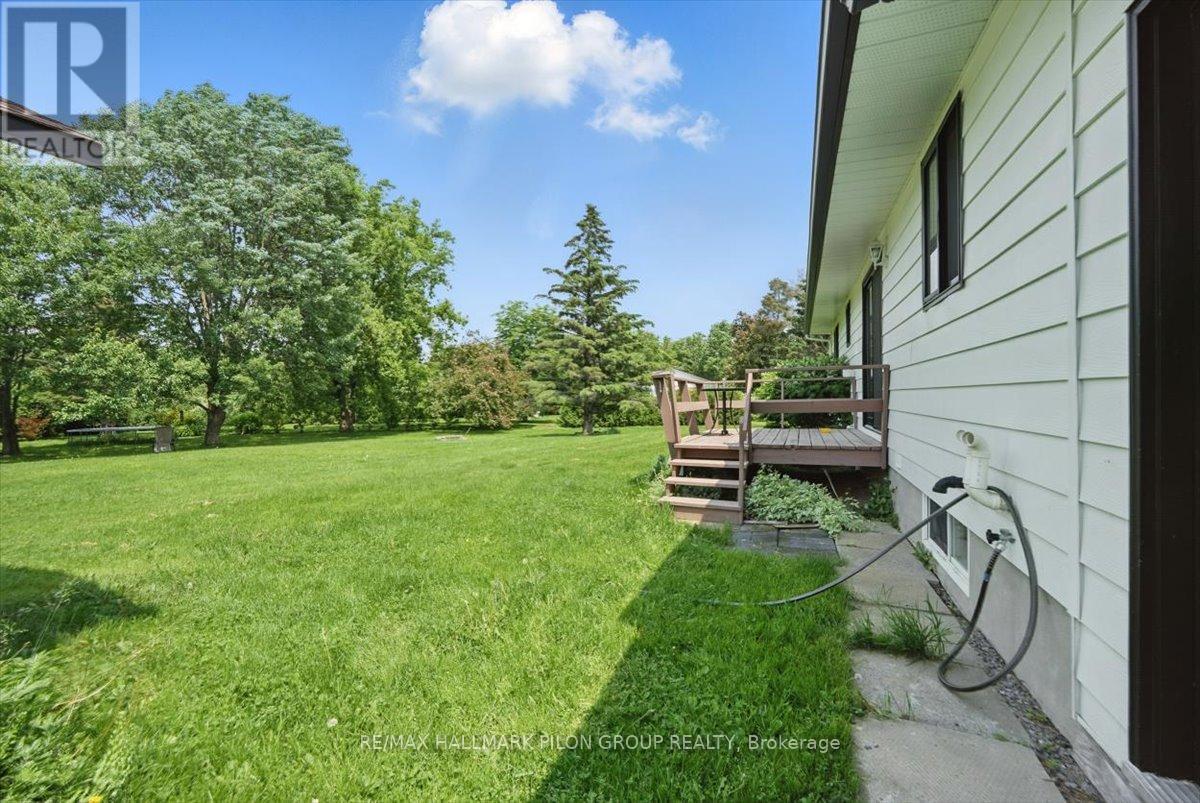1125 Barnett Drive, Ottawa, Ontario  K4C 1C7 - Photo 20 - X12219064