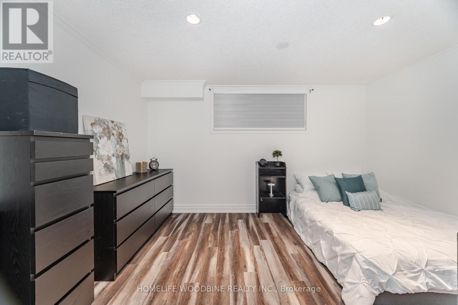 2498 Mainroyal Street, Mississauga, Ontario  L5L 1C9 - Photo 26 - W12201832