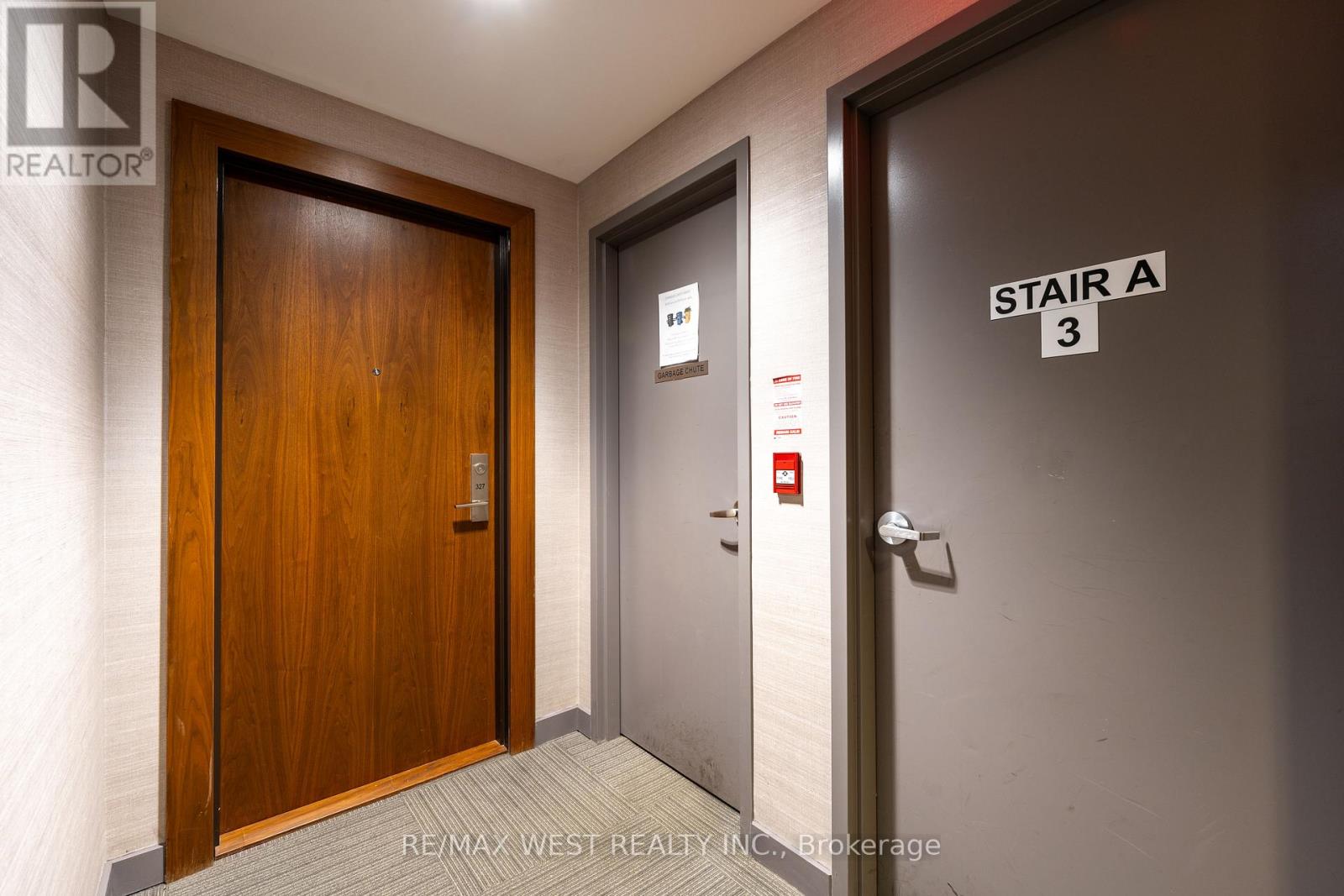 327 - 8 Mercer Street, Toronto (Waterfront Communities), Ontario  M5V 0C4 - Photo 21 - C12218702