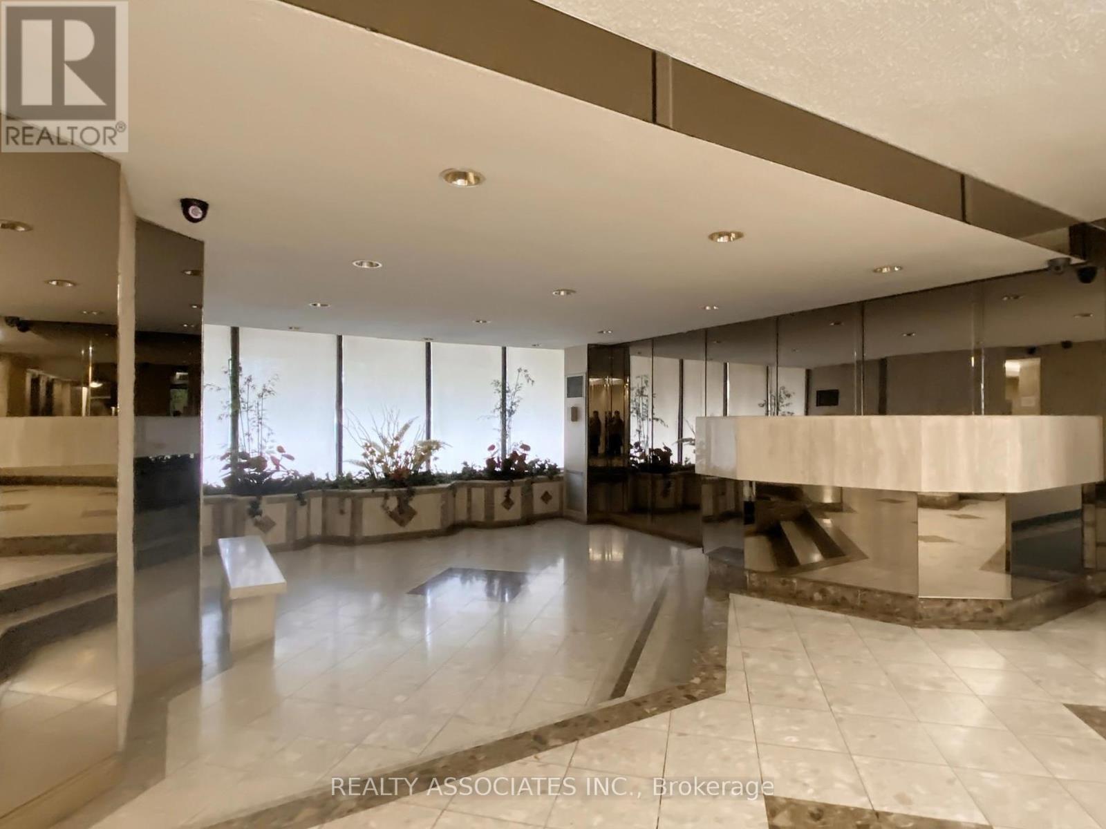 1704 - 205 Hilda Avenue, Toronto (Newtonbrook West), Ontario  M2M 4B1 - Photo 10 - C12218760