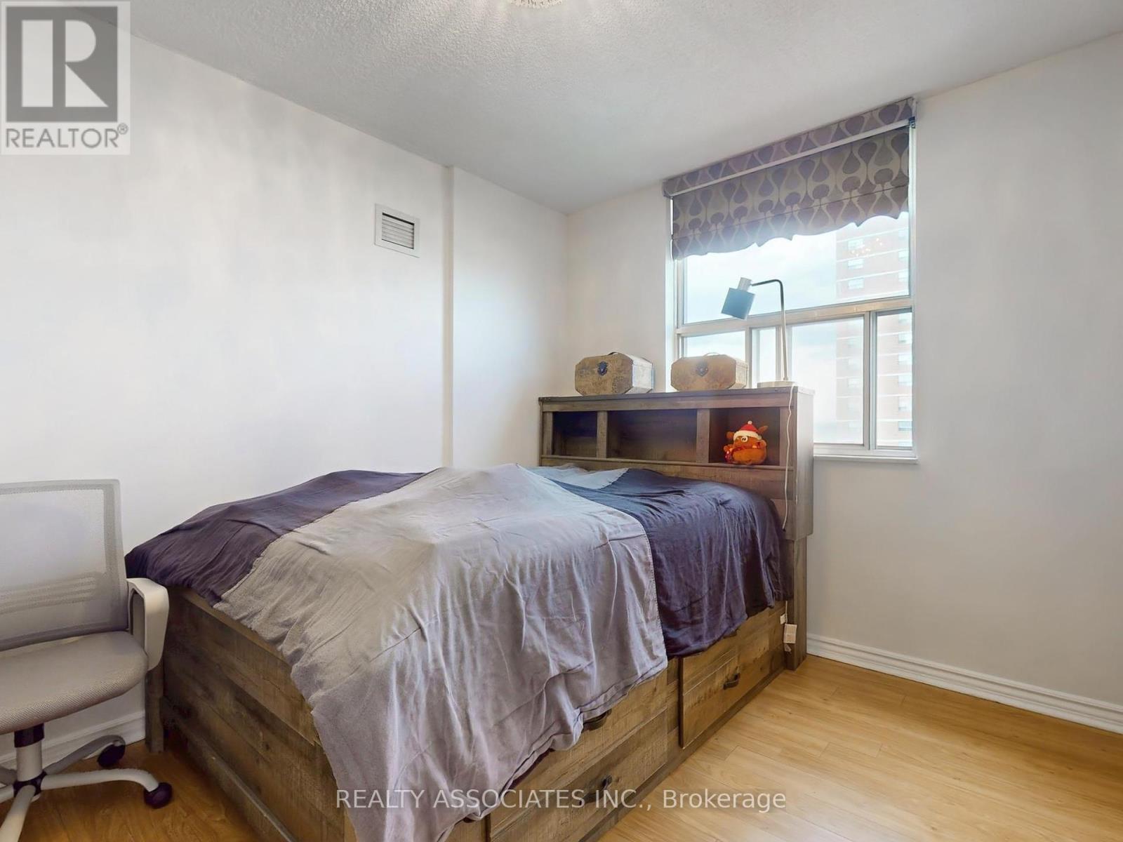 1704 - 205 Hilda Avenue, Toronto (Newtonbrook West), Ontario  M2M 4B1 - Photo 30 - C12218760