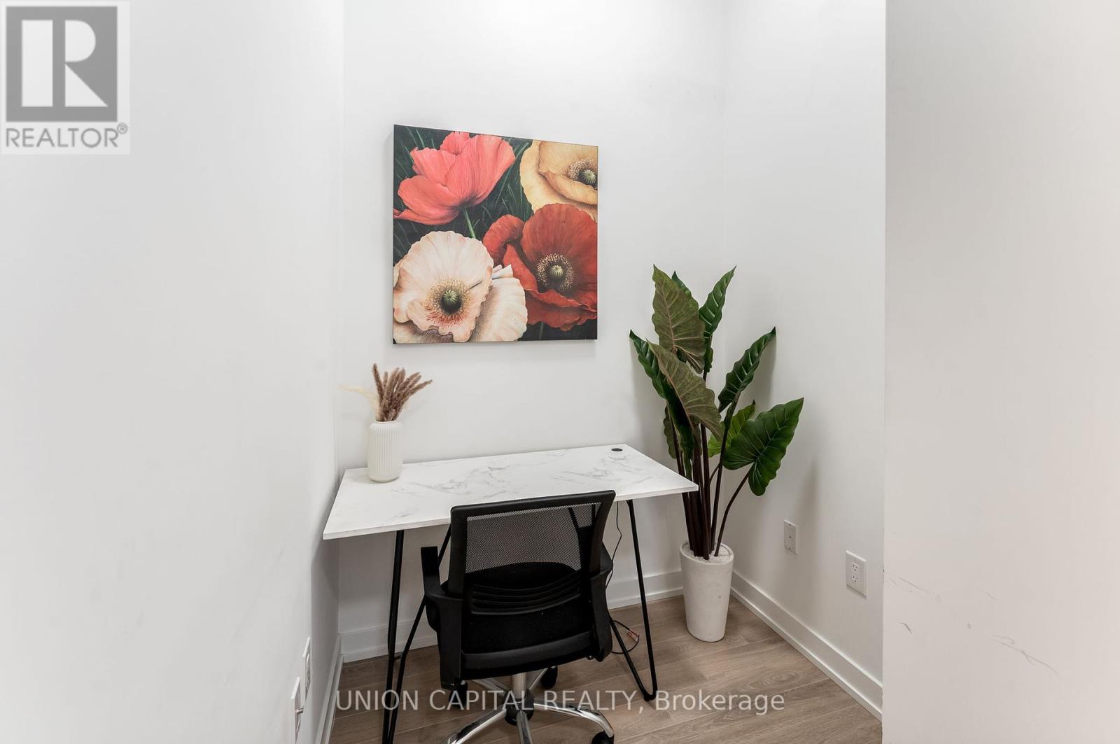 1313 - 158 Front Street E, Toronto (Moss Park), Ontario  M5A 0K9 - Photo 19 - C12218781