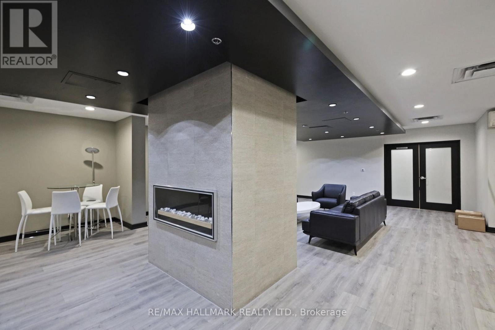 407 - 120 Dallimore Circle, Toronto (Banbury-Don Mills), Ontario  M3C 4J1 - Photo 37 - C12218801